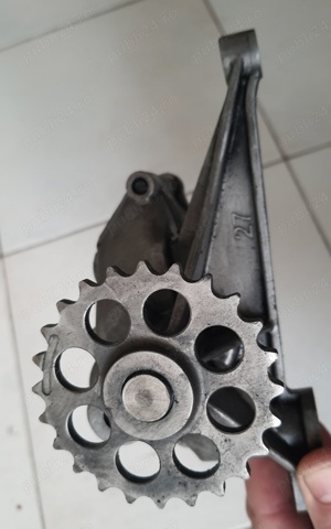 Pompa ulei originala Mercedes Sprinter 2,7cdi fara uzura,fara defect si 2,2cdi echiparea de fabrica  - imagine 2