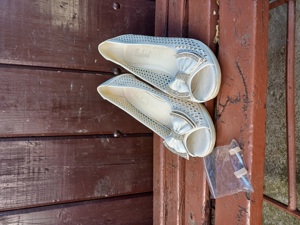 Vand pantofi cu toc, numărul 37. - imagine 2