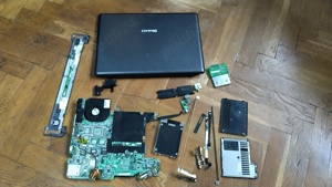 Laptop HP COMPAQ PRESARIO V6000 (V6133EU) 1.66 mhz