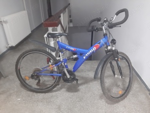 Vând bicicleta Mountain bike