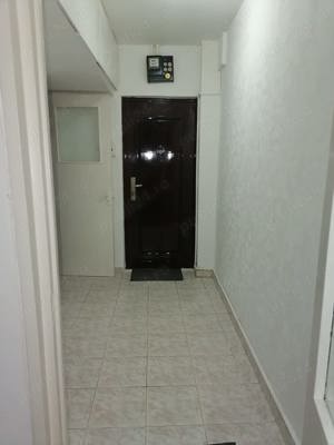 Închiriere apartament cu două camere - imagine 2