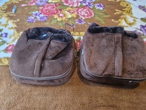 Aparat de masaj cu incalzire pentru picioare