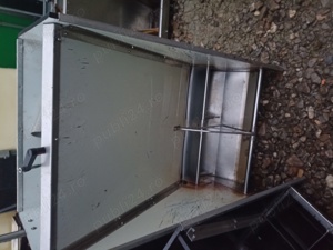  hranitori ptr porci  - imagine 4