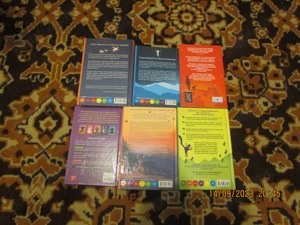 Vand Cartile Jurnalul unui ciine poznas;Lalani si marea cea indepartata - imagine 4