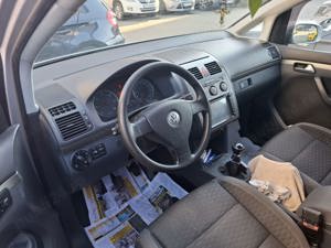 Volkswagen Touran  - imagine 7