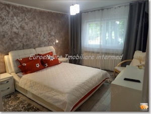 Apartament 2 camere zona INEL 1 - imagine 3