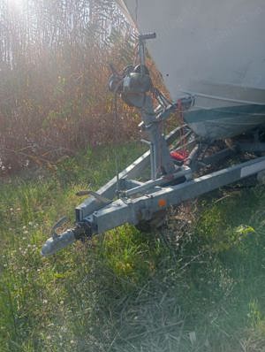 Barca cu peridoc de vanzare