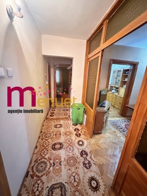 Apartament 4 camere,str.Victoriei, 100 mp, parter - imagine 13