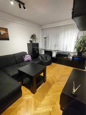 Apartament cu 2 camere de vânzare în zona Pandurii - imagine 3