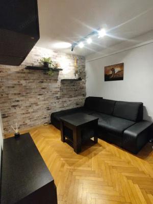 Apartament cu 2 camere de vânzare în zona Pandurii - imagine 4