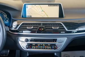 Bmw Seria 7 - imagine 14