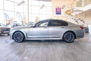 Bmw Seria 7 - imagine 4