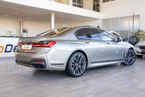 Bmw Seria 7 - imagine 8