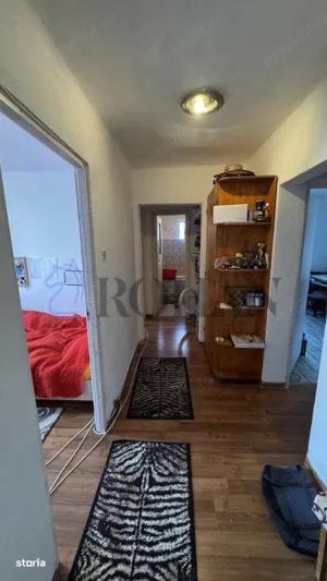 Se vinde apartament 4 camere zona buna Cetate - imagine 11