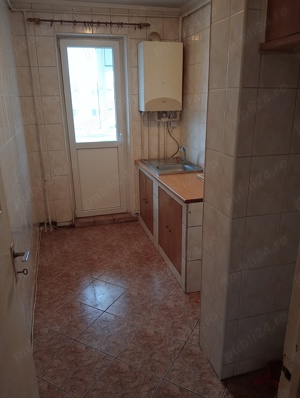 Propietar vand apartament 3 camere, Grivitei  - imagine 9