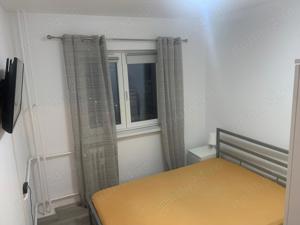 Închiriez apartament 3 camere semidecomandat  - imagine 5