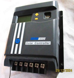 Controler solar - necesar ca intermediar între panouri fotovoltaice și invertor pt. producere  c. a.