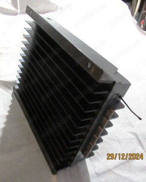 Controler solar - necesar ca intermediar între panouri fotovoltaice și invertor pt. producere  c. a. - imagine 2