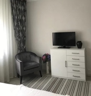 in centru pe Bulevardul Decebal ofer chirie Apartament 2 camere  - imagine 9