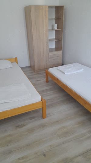 Apartament 4 camere et 2 - imagine 2