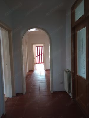 Schimb casa 4 camere in Otopeni-Ferme cu apartament in Bucuresti - imagine 6