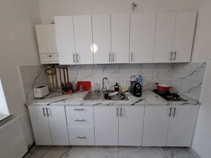 Mobila bucatarie modulara din MDF lucios, alb, ca NOUA