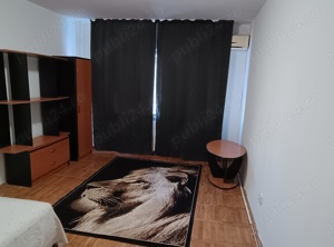 Închiriez apartament cu 2 camere 