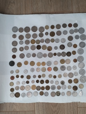 Vând monede vechi și timbre