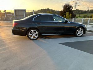 Mercedes Benz E200 D Automat 2018, Pachet Exclusiv, LED, Lumini Ambientale, Verde Cameleon, Piele - imagine 6