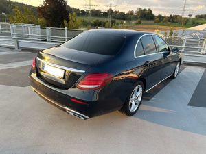 Mercedes Benz E200 D Automat 2018, Pachet Exclusiv, LED, Lumini Ambientale, Verde Cameleon, Piele - imagine 3