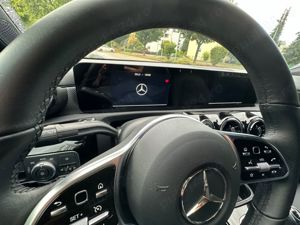 Mercedes Benz CLA 180 Progressive 2022, Piele, Comenzi Vocale, 20 800 Km - imagine 7 Mercedes Benz CLA 180 Progressive 2022, Piele, Comenzi Vocale, 20 800 Km - imagine 7
