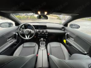 Mercedes Benz CLA 180 Progressive 2022, Piele, Comenzi Vocale, 20 800 Km - imagine 10 Mercedes Benz CLA 180 Progressive 2022, Piele, Comenzi Vocale, 20 800 Km - imagine 10