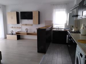 Proprietar închiriez apartament cu 3 camere +parcare in  Maurer Residence Tractorul Coresi Mall - imagine 4