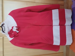 Vand palton de femei, M, gros, cu căptușeală, în stare foarte buna