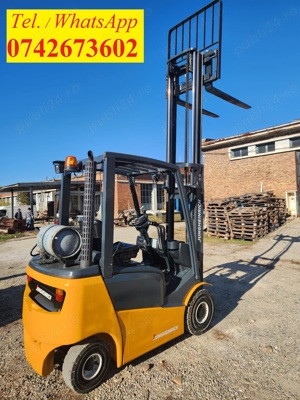 Stivuitor Jungheinrich, an 2015, ridica 1,6 tone la inaltime 3.3 metri, translatie laterala