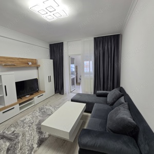 inchiriez apartament cu 2 camere 