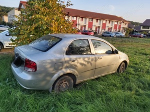 Vând Chevrolet Kalos an fabricatie 2005 - imagine 2