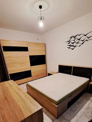 Închiriez apartament 3 camere Dumbrăvița  - imagine 8