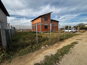 casa la rosu in zona BERCENI acte si curent finalizate - imagine 2