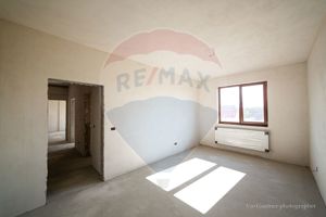 Apartament nou Vladimirescu 3 camere 124 mp , decomandat, parcare ! - imagine 4