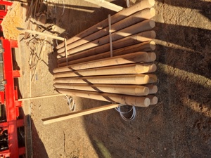 Stalpi de stejar calibrati pe rotund , balustrii si bete rotunde                                     - imagine 3