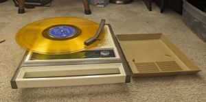 Repar si reconditionez radio vechi pe lampi , Televizoare , Pikup , Magnetofoane  - imagine 4