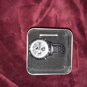 Ceasa barb.NOU 80 lei