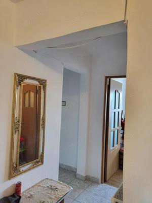 Apartament decomandat cu 3 camere, 2 bai ZONA CENTRALA  - imagine 5