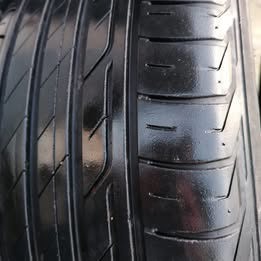 Anvelope de vara BRIDGESTONE r17 215/60 - imagine 5