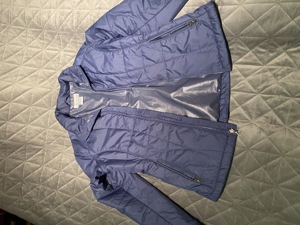 Vând geacă fâs de femei Columbia