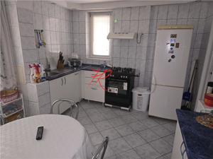 Vanzare apartament 3 4 camere Teiul doamnei - mobilat - imagine 9