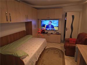 Vanzare apartament 3 4 camere Teiul doamnei - mobilat - imagine 6