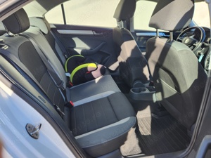 Skoda Rapid 1.0 TSI 95 cp , an 2019 proprietar de nou - imagine 6