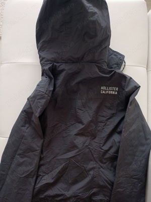 Vând haina dama,noua mărimea un  M mai mic, produs de calitate.